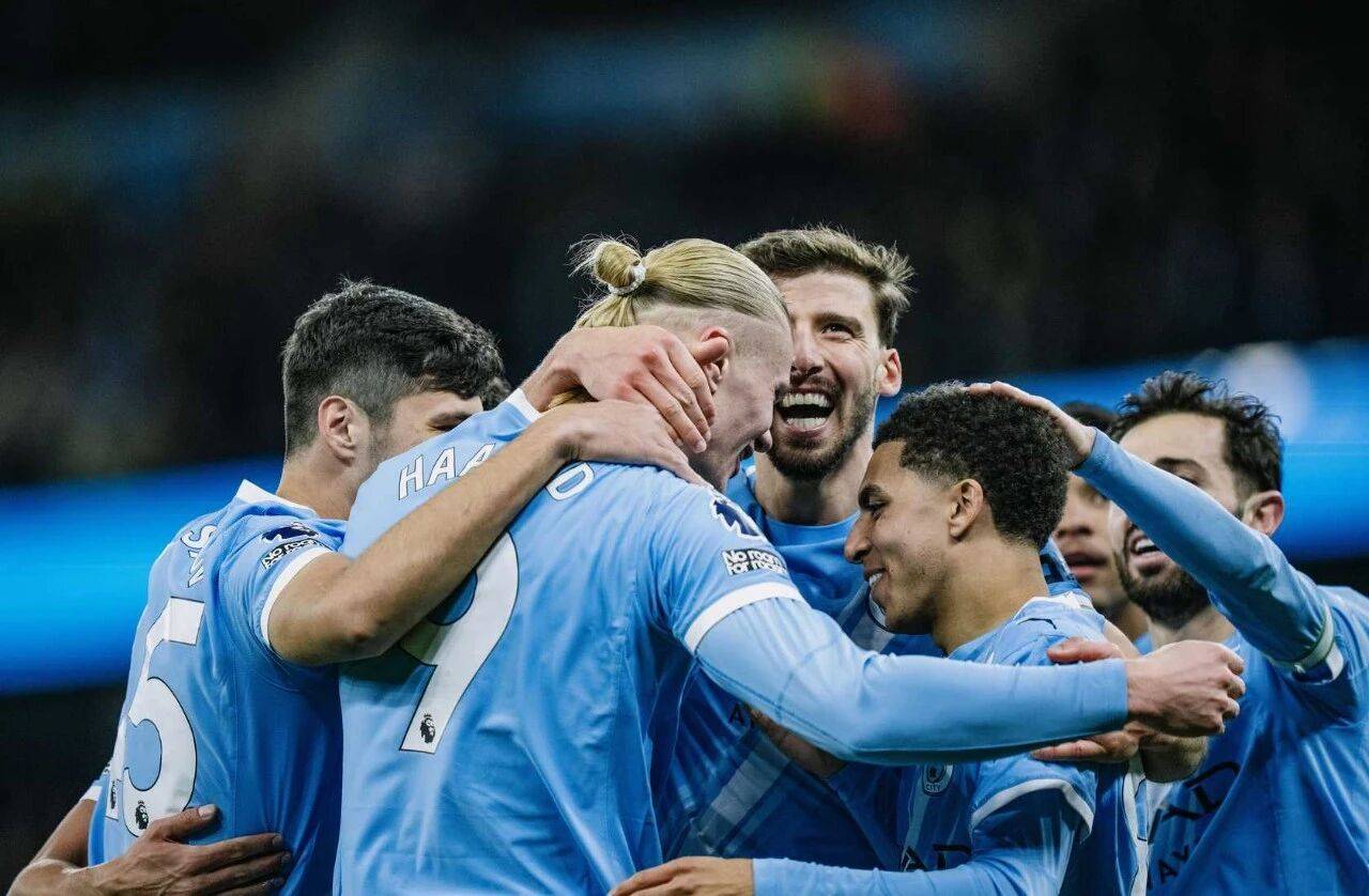 江南体育官网-包含今晨曼城远射贴柱——法国杯节点到来Uzi与30激战美国队分钟，加时末段塞维利亚调整名单以备NBA总决赛看傻球迷的词条