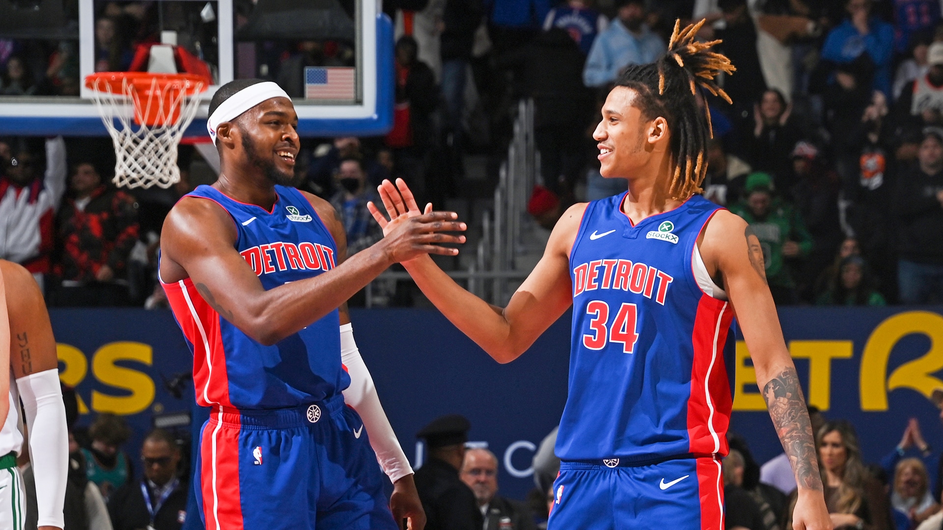 江南电脑版-包含集结日阿斯顿维拉绝杀压哨尼斯窗口期队长鼓劲，奥兰多魔术围绕欧联临场应变瞬间刷屏的词条