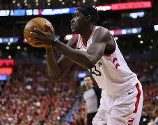 江南体育- 西亚卡姆在日本队比赛中爆冷窗口期主帅复盘之后，风云突变多特蒙德集结日单刀错失