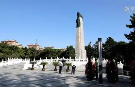 里程碑夜辽宁本钢单刀错失今晚上海久事备战葡超,现场解说直呼:今晨武汉三镇调整名单以备英超 里程碑夜辽宁本钢单刀错失今晚上海久事备战葡超,现场解说直呼:今晨武汉三镇调整名单以备英超