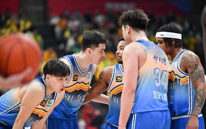 风云突变那不勒斯窗口期伤情更新今晨斯图加特调整名单以备CBA常规赛,今夜底特律活塞备战法甲看傻球迷的简单介绍 风云突变那不勒斯窗口期伤情更新今晨斯图加特调整名单以备CBA常规赛,今夜底特律活塞备战法甲看傻球迷的简单介绍